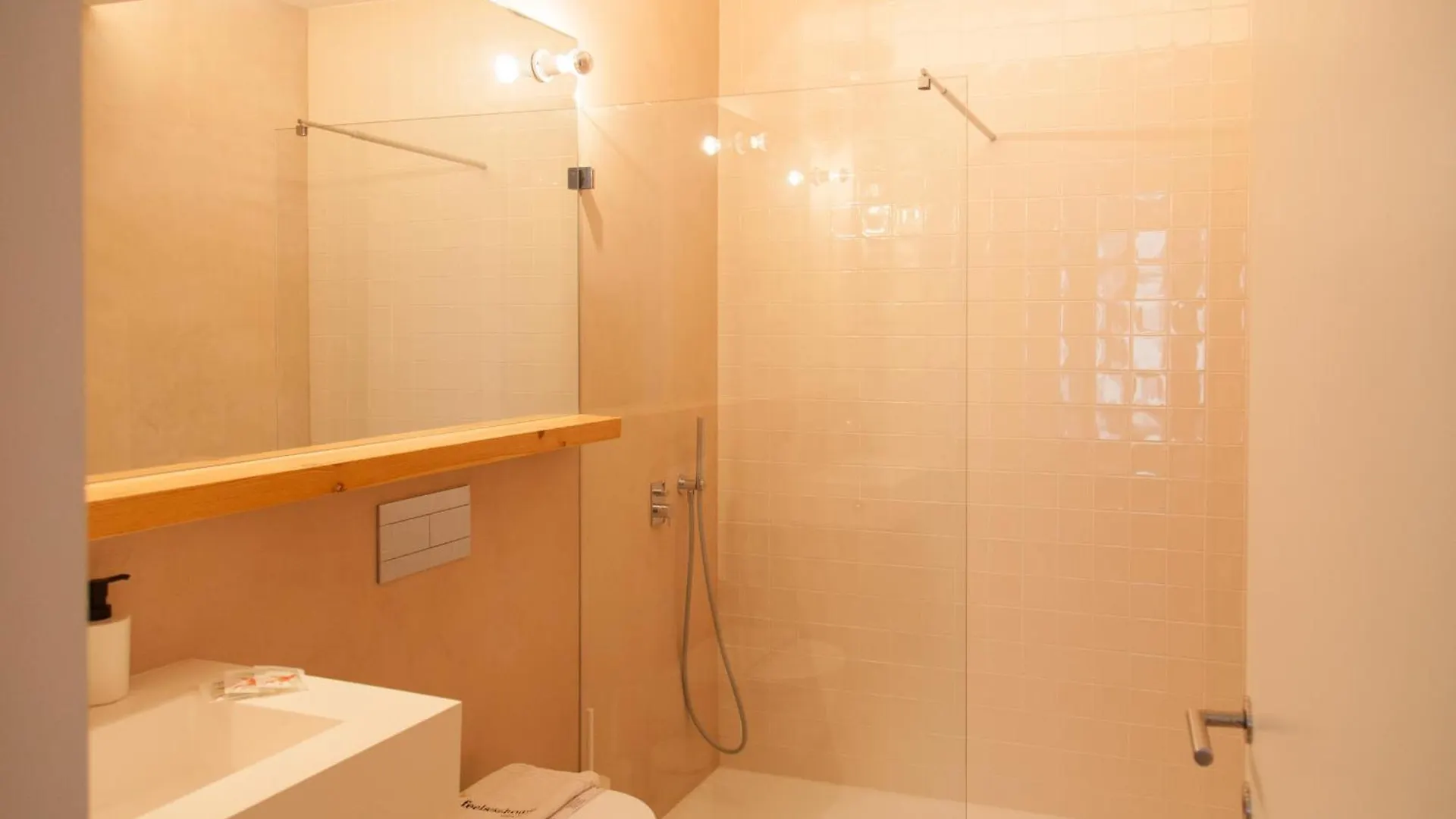 Flh Chiado Charming Apartment Lisbon Portugal